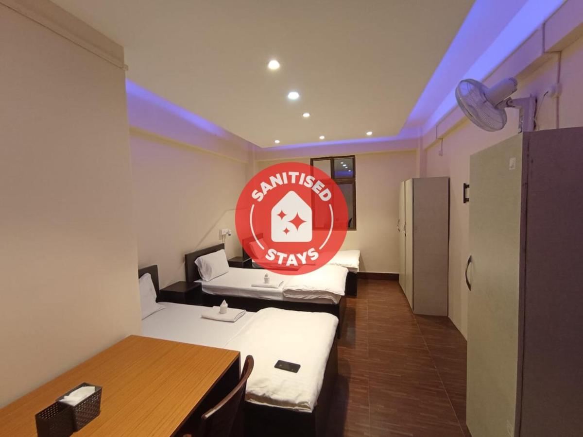 אימפאל Oyo Thangal Hotel מראה חיצוני תמונה
